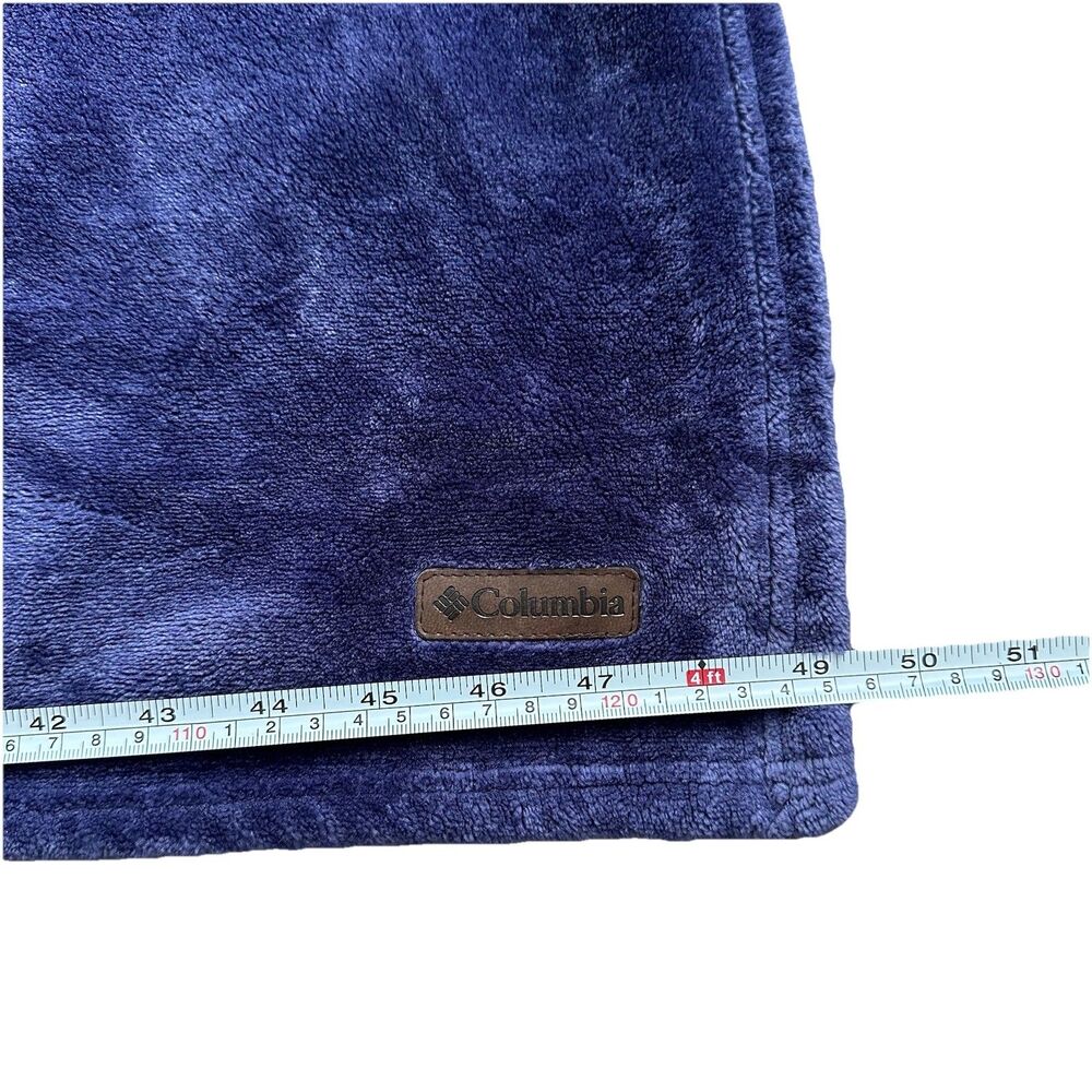 Columbia Super Soft Plush Throw Blanket Blue 50" x 60" Microfiber Fleece Relax - Picture 5 of 6